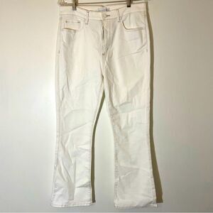 LOFT Excellent Condition White Kick Crop Denim Pants Size 28