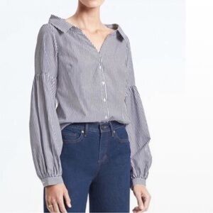 Banana Republic open collared stripe top Small NWT