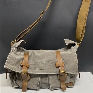 Berchirly Canvas Crossbody Bag