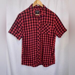 2/40$ Men’s FOX red and black checkered short sleeves butonned shirt size medium