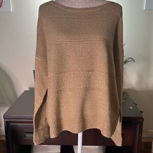 Lord and Taylor Women’s Round Neck Wool Blend Metallic Gold Sweater XL