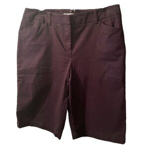 Jones New York Sport Black Stretch Bermuda Shorts (Wardrobe Essential)