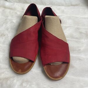 1.State Red Leather Celvin Slip On flats Open Almond Toe Sandals Size 8.5