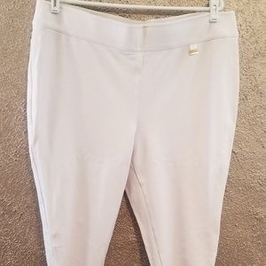 Nygard Slims White Capri