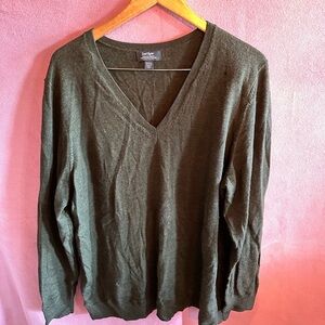 Lord and Taylor sweater