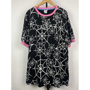 Salem7. Black Spiderweb Halloween Spooky Pink Raglan Short Sleeve T-Shirt Size L