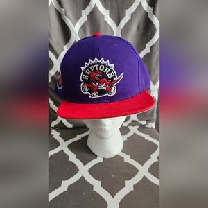 Mitchell & Ness Purple/Red NBA‎ Toronto Raptors Size 7 3/4 62cm