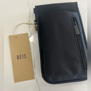 BEIS NWT.  The ID Crossbody Bag in Black