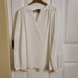 Vince Camuto New Ivory medium long sleeve blouse with embroidered sleeves  NWT