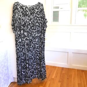 WOMAN WITHIN New Maxi Dress Floral Black & White Rayon NWT Women’s Plus Size 4X