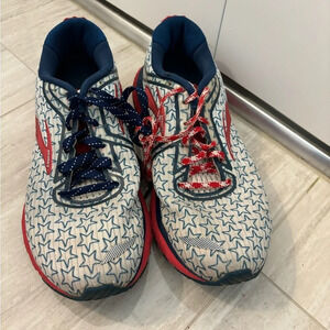 Brooks Adrenaline GTS 20 Run USA Stars 4th of July Women's Shoes - Sz 8.5