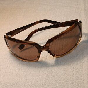 Vera Wang women's marbled tortoise shell curved brown sunglasses V236