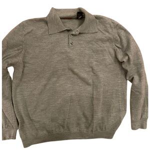 Mens Metropolitan By Lord  & Taylor 100% merino wool gray Sweater. Size XL