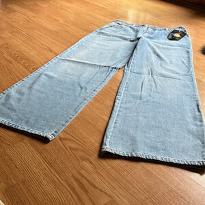 Jeanology Wide Leg 100 percent cotton denim jeans. Size 8. New w/o tag.