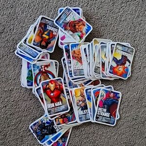 130 Marvel cards