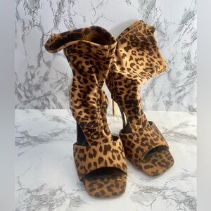 Mata Leopard Print Open Toe 4 inch Stiletto Heels Size 7.5