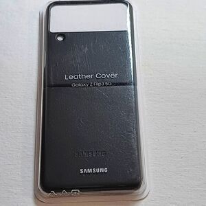 NWT Samsung Galaxy Z Flip 3 5G Leather Cell Phone Case Cover Black