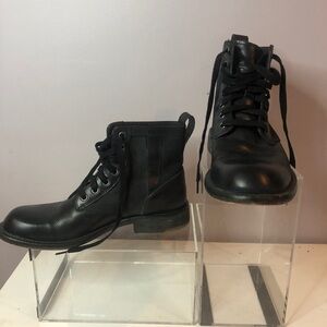 John Varvato, boots size 7