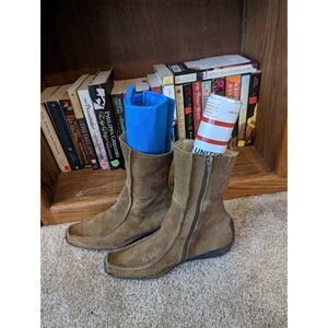 GIANNA tan suede side zip vintage 90s flat mid calf boots