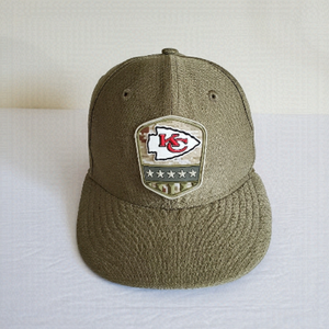 KANSAS City Cheifs New Era Salute to Service Adjustable Hat Youth