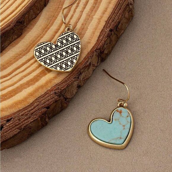 Vintage Bohemian Style fake Turquoise Heart Shaped Earrings - Picture 5 of 12