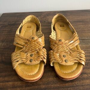 FRYE Jacey Huarache Slingback Woven Leather Sandals, Size 8.5