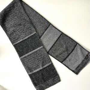 Frye 100% Wool Scarf Grey Black