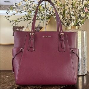 New michael kors Voyager Pebbled Leather Tote Bag Dark berry