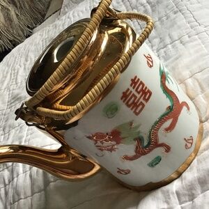 ASIAN STYLE GOLD GUILDED DRAGON TEAPOT