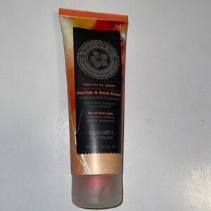 Brand New Tweak’d Peaches and Fresh Cream Cleansing Hair Treatment