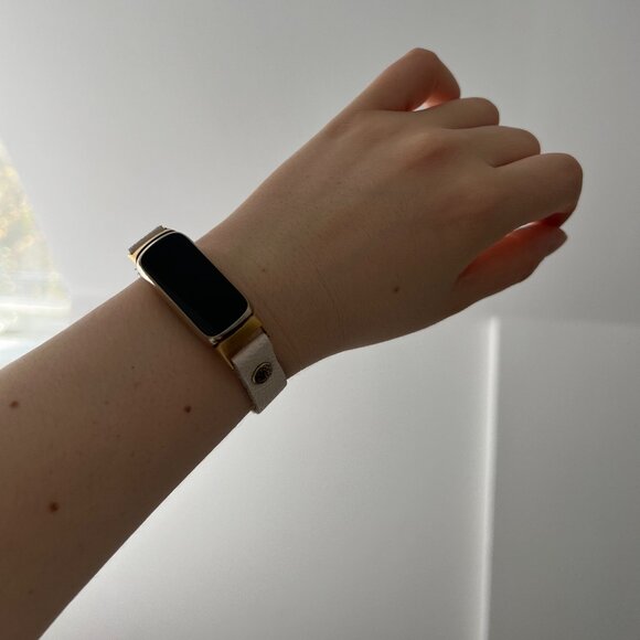 Fitbit Luxe Tracker with Leather Band - Picture 7 of 7