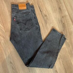 Grey Levi’s Wedgie Jeans