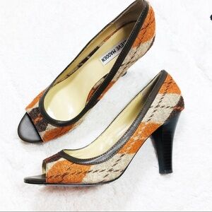 Steve Madden Nadie brown plaid pumps 8.5