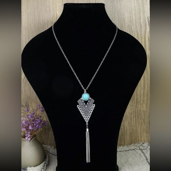 Turquoise Decor Geometric & Metal Tassel Charm Necklace - Picture 7 of 15