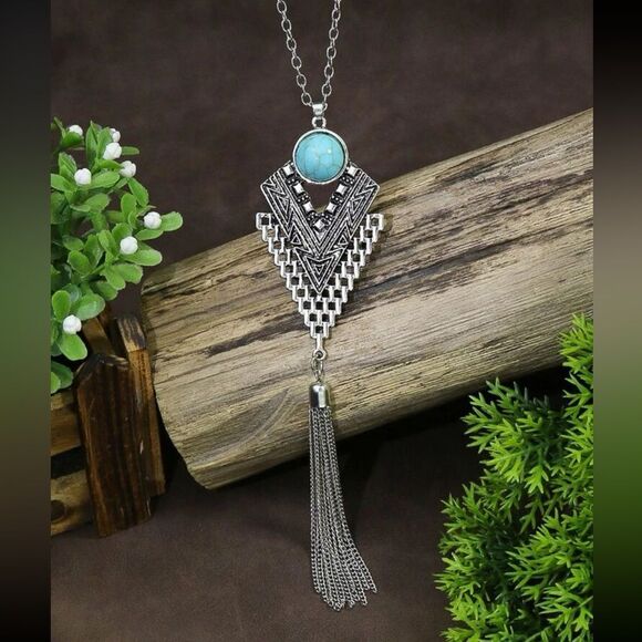 Turquoise Decor Geometric & Metal Tassel Charm Necklace - Picture 5 of 15