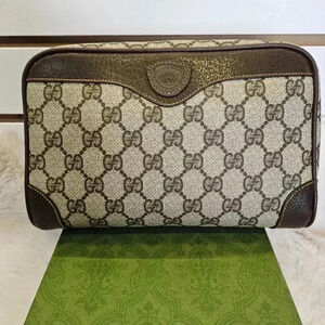 Gucci Medium Clutch Brown  Monogram