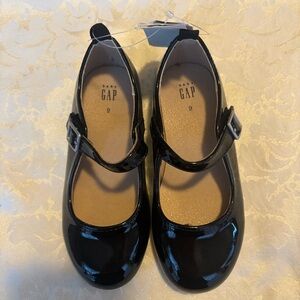 NWT Gap Girls Black Patent Leather Shoes, Size 9