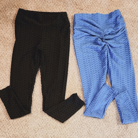 Workout Butt Scrunch Leggings No tag..2 pair High waisted..black and blue  Sz S - Picture 1 of 10