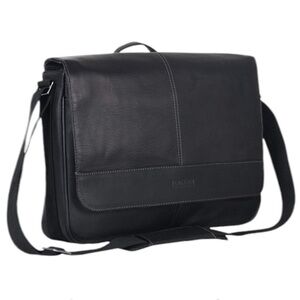 Kenneth Cole Reaction NWT Risky Business Black Leather Laptop Slim Messenger Bag