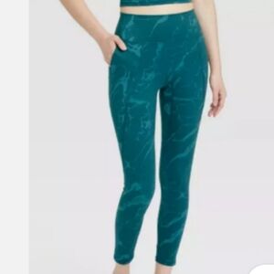 New All In Motion Women's Flex High-Rise  7/8 Leggings UPF 50+ Aqua Size M (NWT)