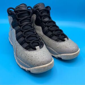 Jordan 10 Retro Light Smoke Grey