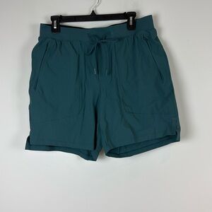 Lululemon License to Train Lined Short 7" Green Large