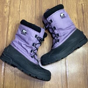 SOREL Cumberland Purple/Black‎ Boots Women Size 7