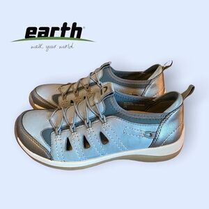 NEW Earth "Kara Goodall" Blue Leather Walking Shoes Sneakers 5.5