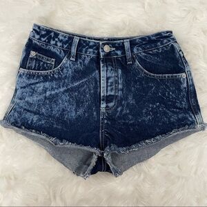 Topshop High Waisted Moto Jean Shorts Acid Wash, Raw Hem Size 6