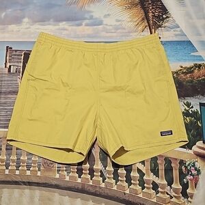 Patagonia Funhoggers Yellow Shorts Size XXL NWT