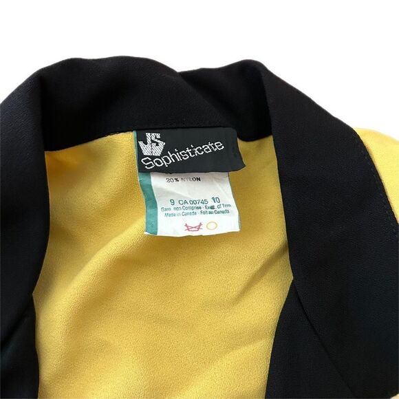 Vintage 90s Yellow Blazer - Picture 3 of 16