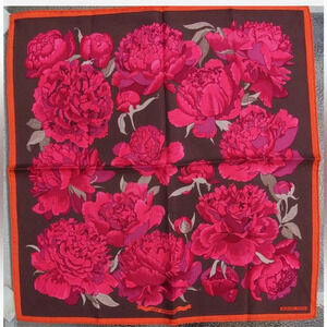 Authentic Hermes Gavroche  45 silk neckerchief