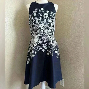 Donna Morgan Sleeveless Dress Womens SIZE 8 Navy White Floral Sheath Pockets