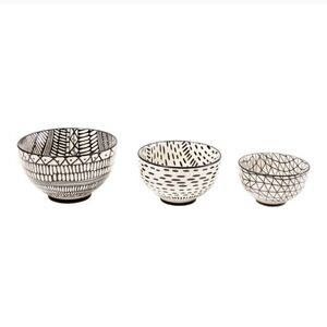 Short Stories Ceramic 3pc Nesting Bowl Set BNIB